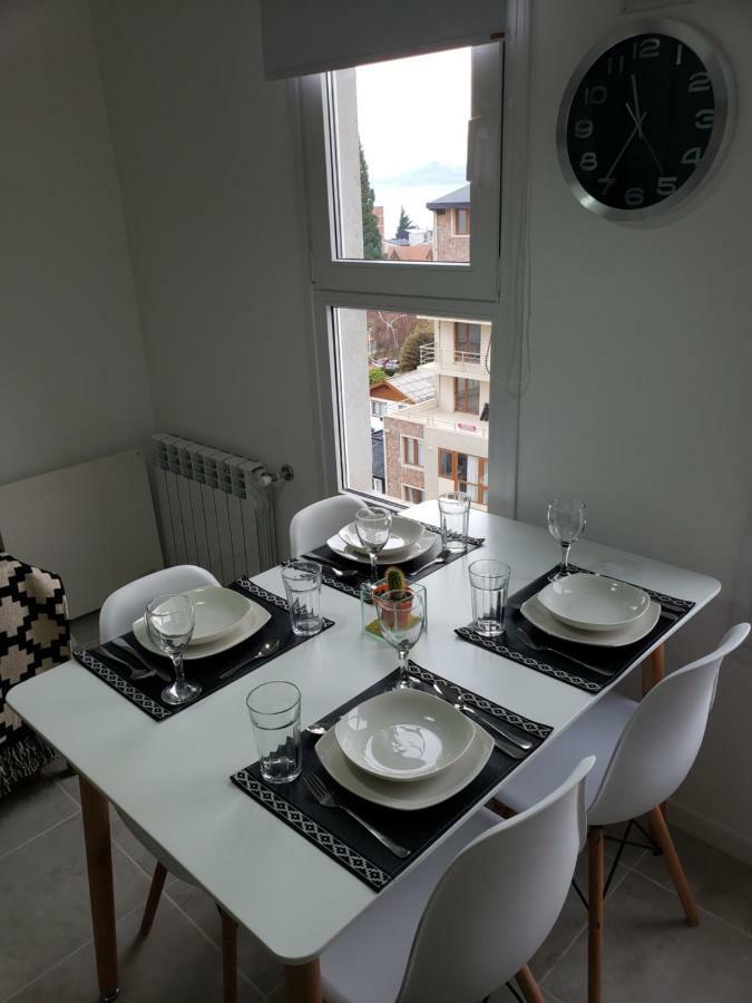 Bariloche Modern Apartment Bagian luar foto